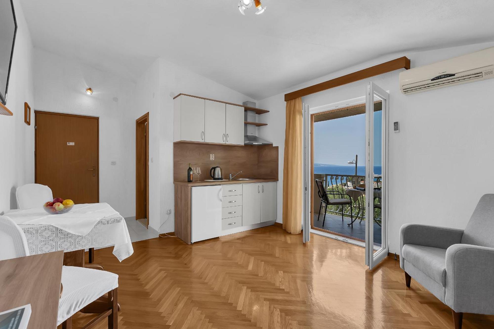 Apartments Ana Baška Voda Екстериор снимка